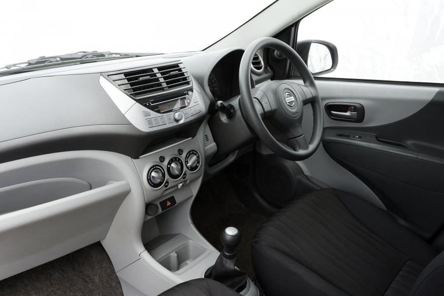  Nissan Pixo 2008 года  (фото 3 из 120)